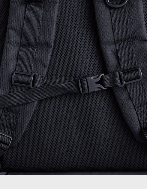 4913-918 マルチ収納バックパック